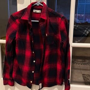 Boys flannel Abercrombie kids. Red/dark blue